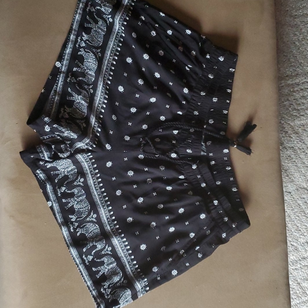 Boho style elephant 🐘  shorts